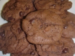 double-chocolate-chip-cookies-large